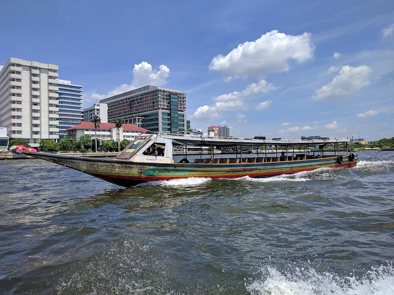 Streets of Riverside (Chao Phraya), Bangkok