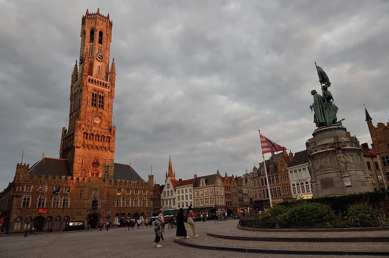 Streets of Historic Centre (Markt & Burg), Bruges