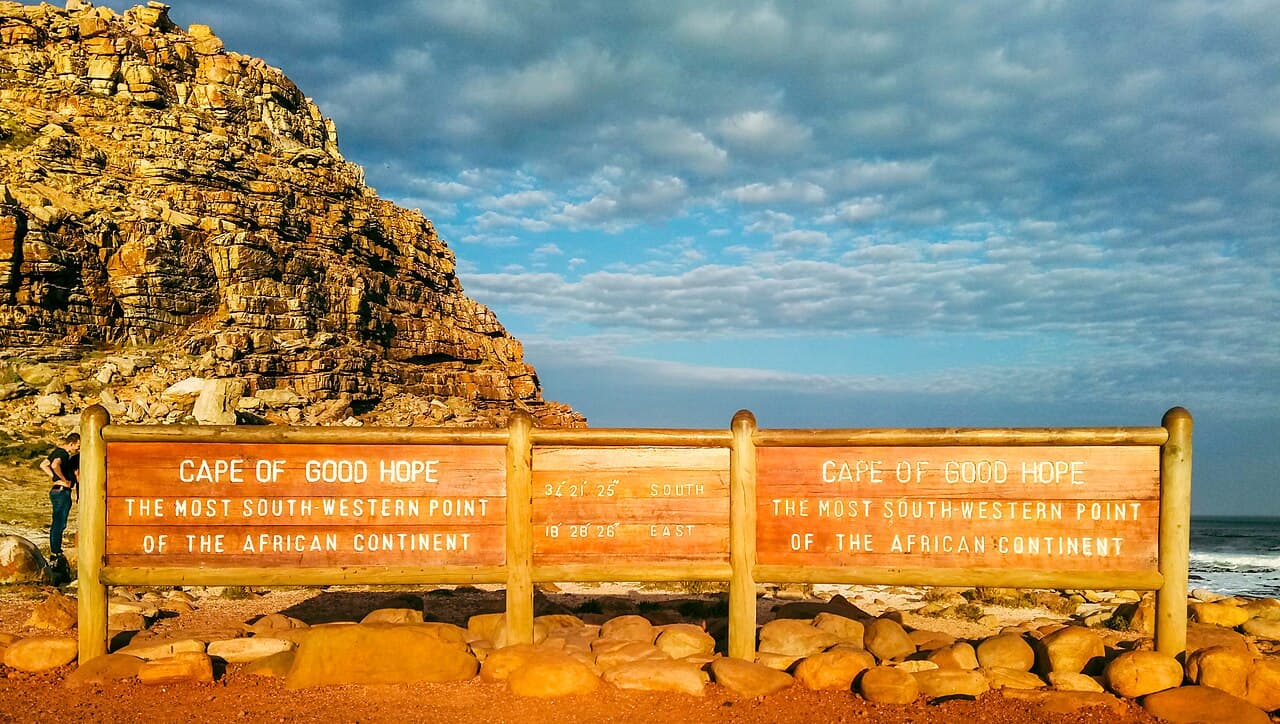 Streets of Camps Bay & Clifton, Cape Town